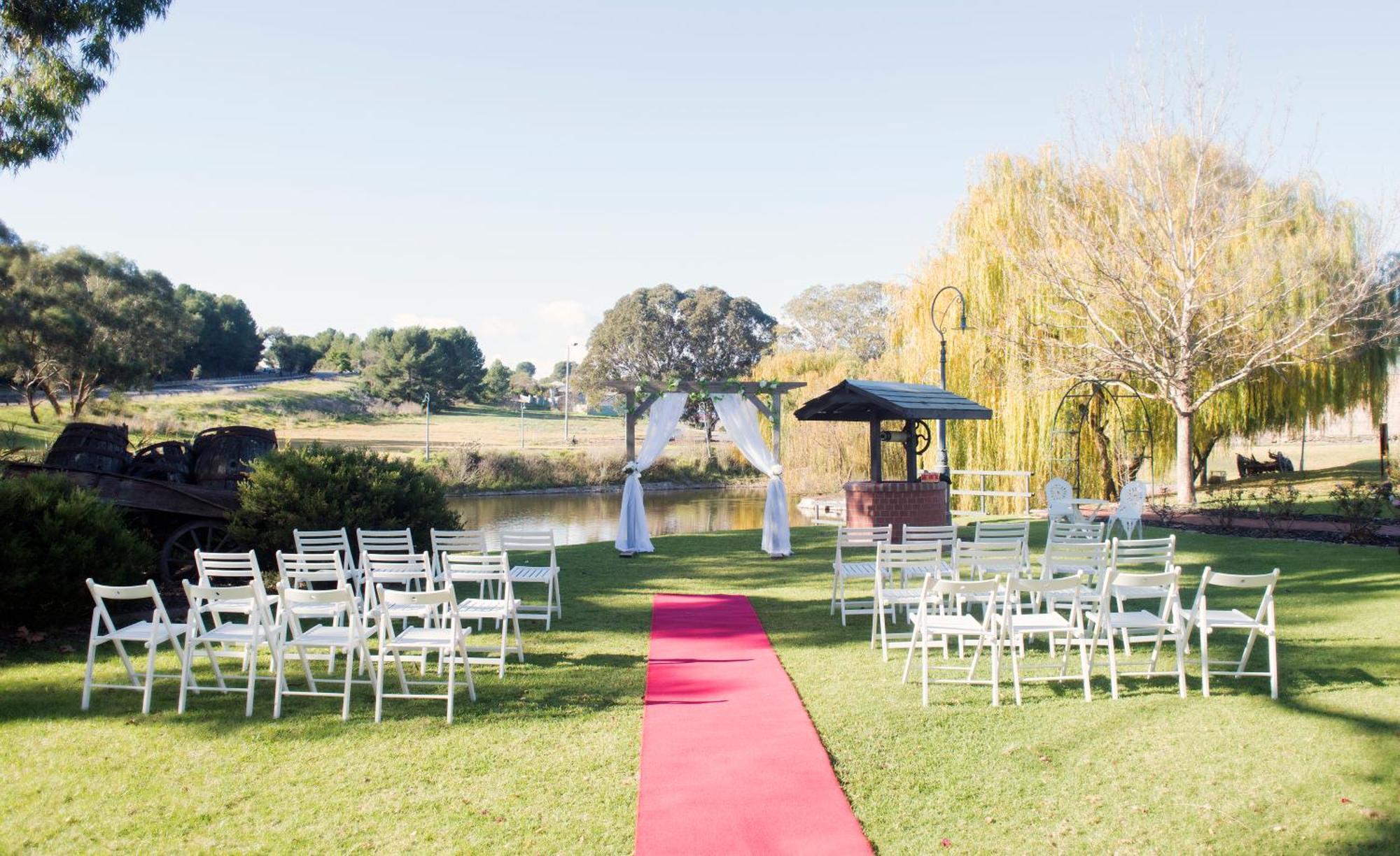 Отель St Francis Winery Old Reynella Экстерьер фото
